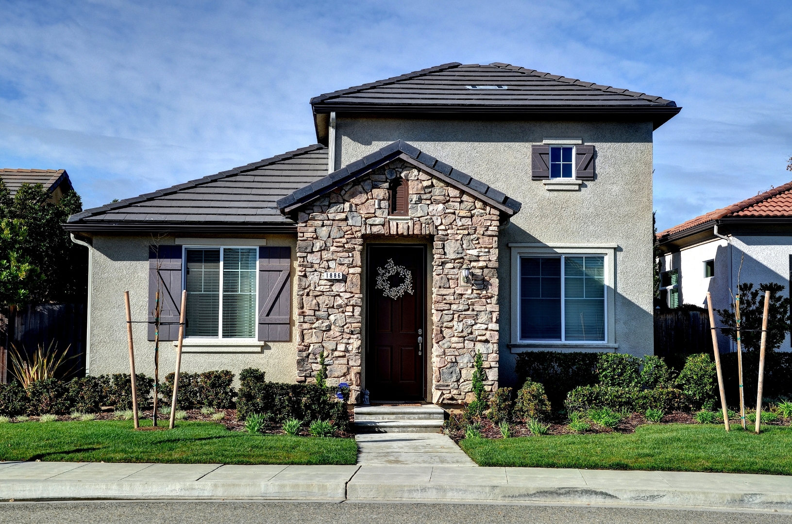 Clovis House: 1886 N Highland Ave.