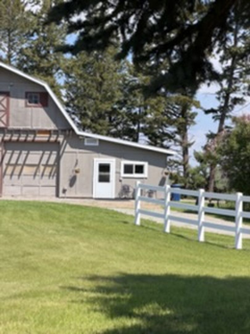 Kalispell House: 825 Greenridge Dr Cottage