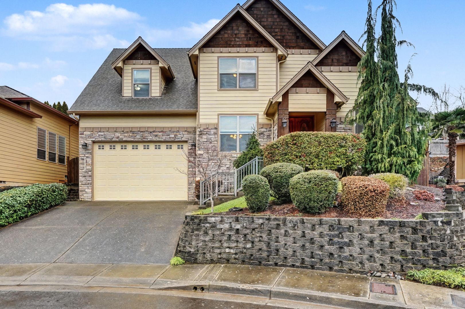 Salem House: 1533 Broken Wheel Ct NW