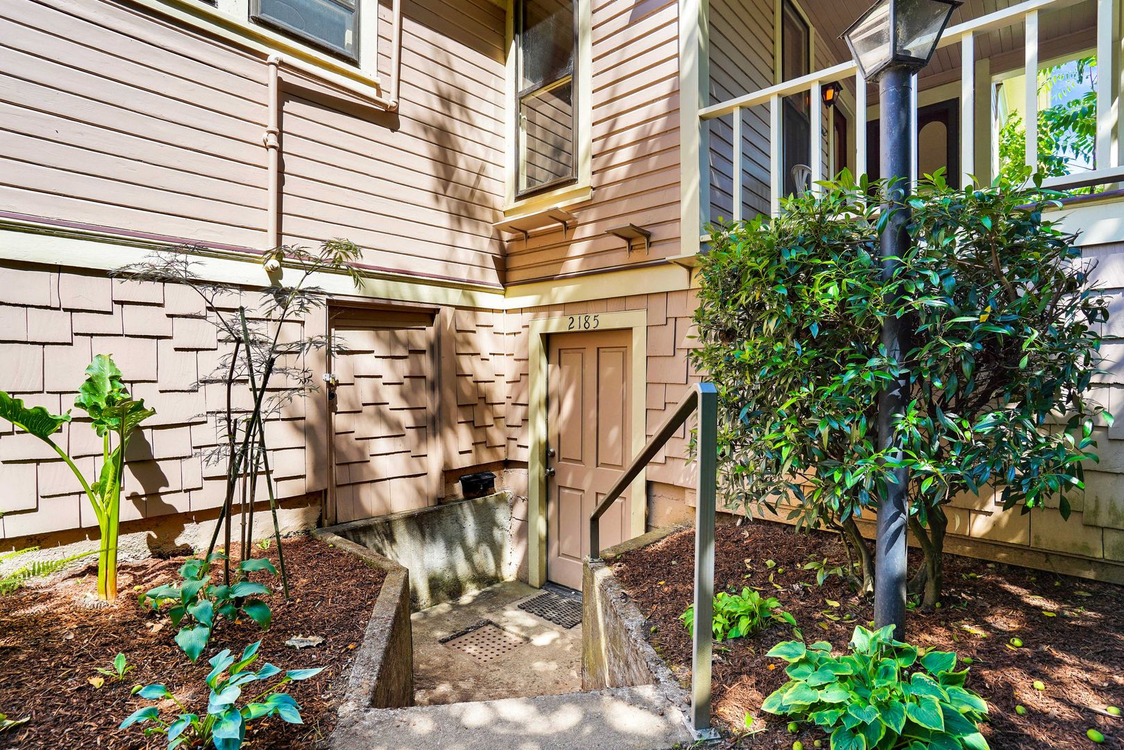 Salem Apartment: 295 22nd Street Southeast