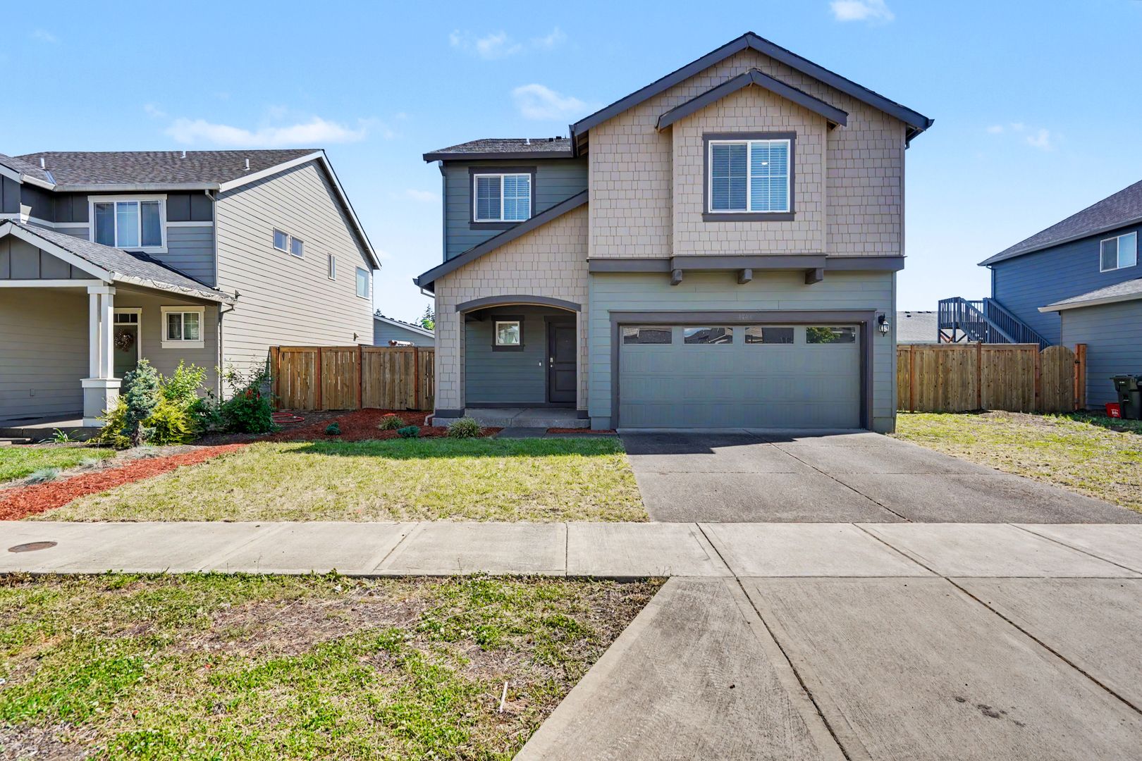 Salem House: 4748 Astronaut Ave NE