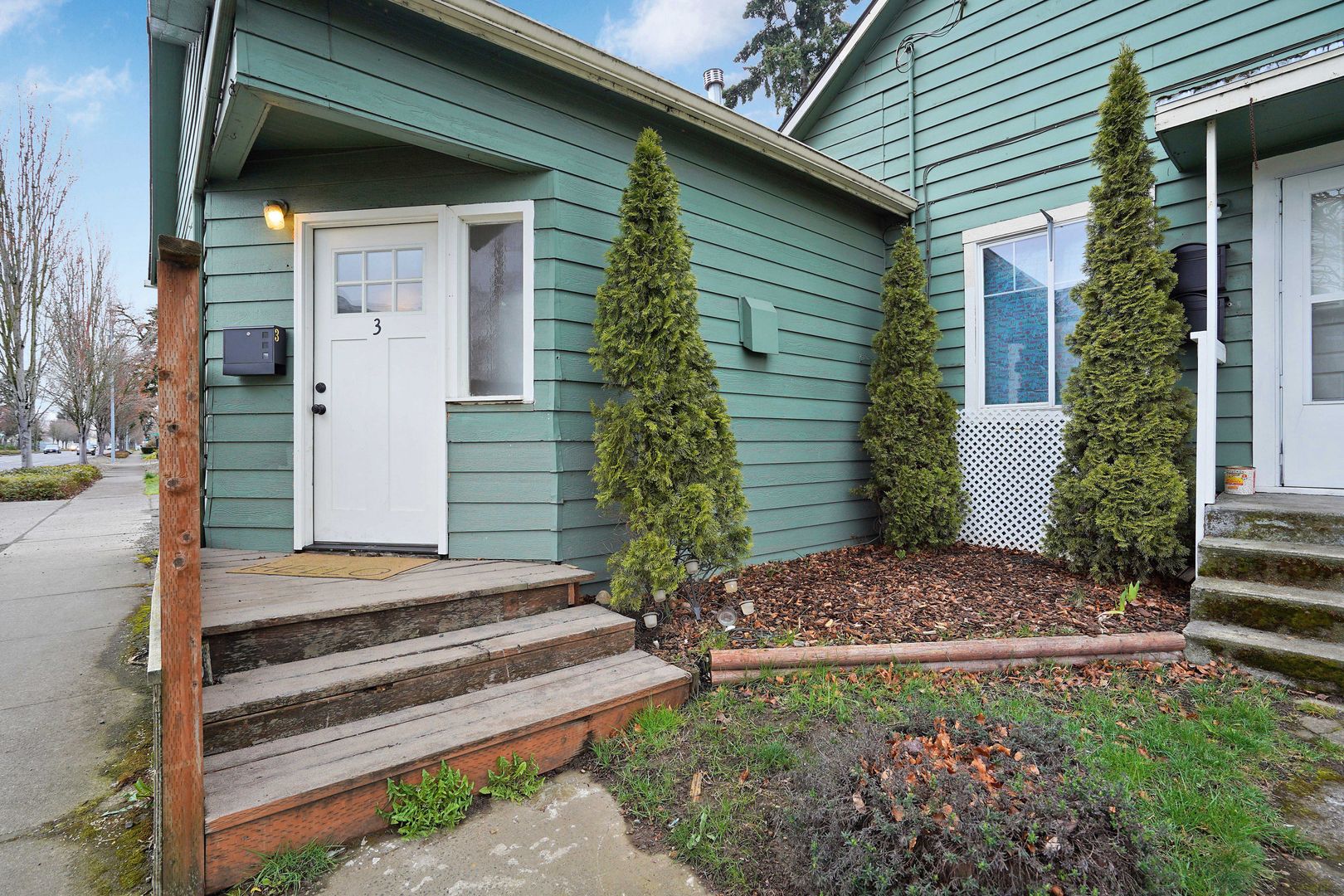 Salem Apartment: 1204 Commercial St NE