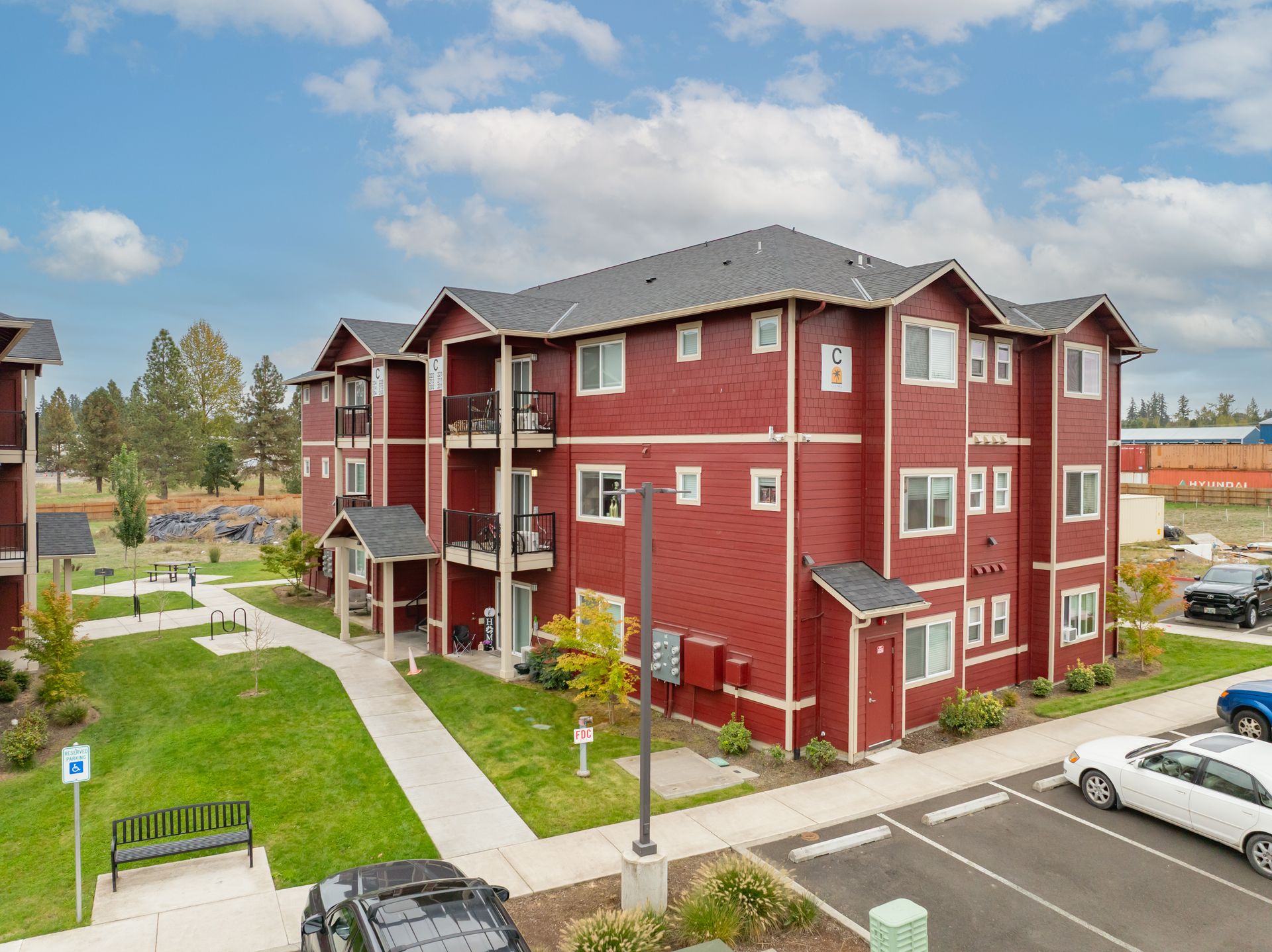 Molalla Apartment: 13001 S Crompton Lane