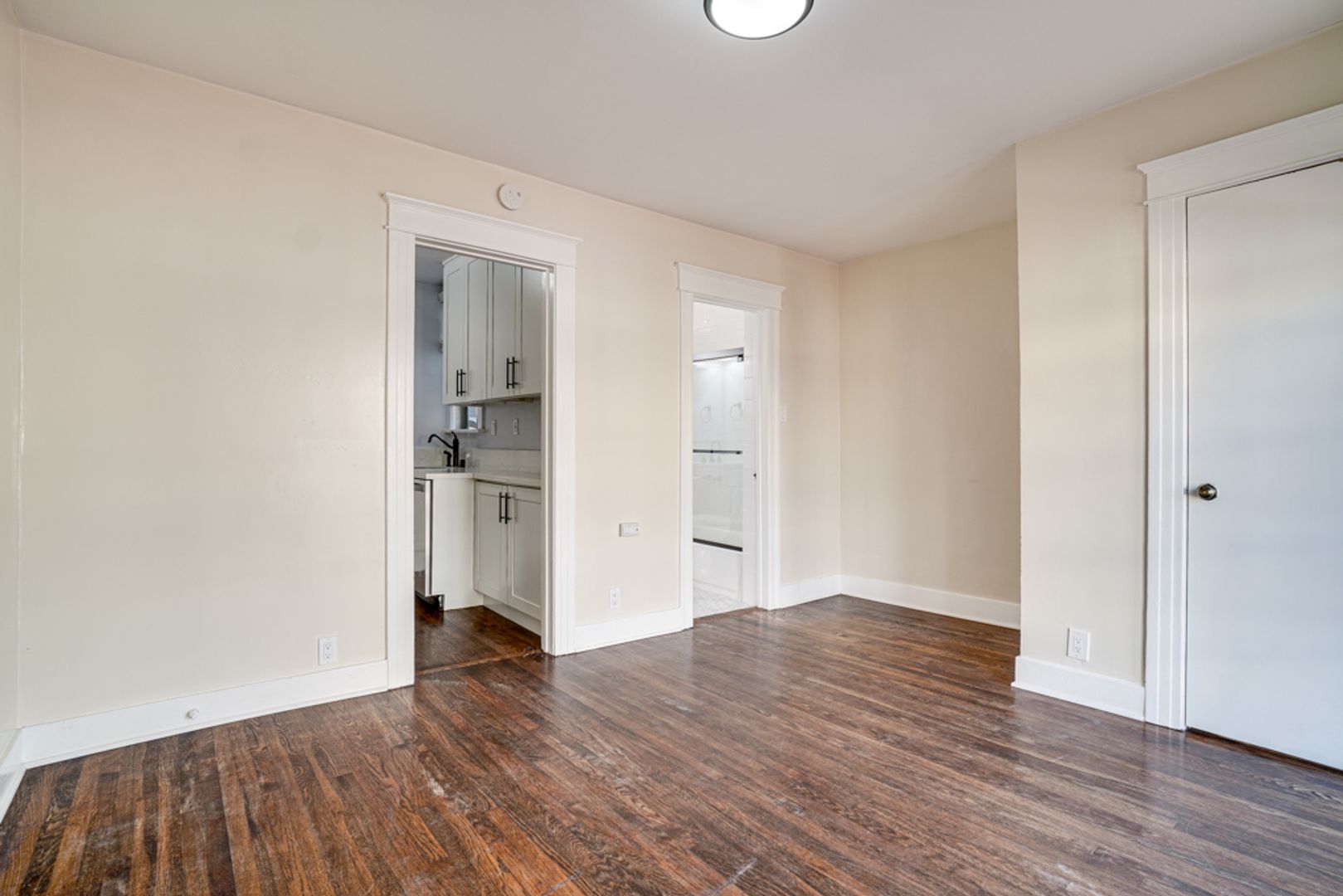 San Diego Apartment: 4260 Campus Ave