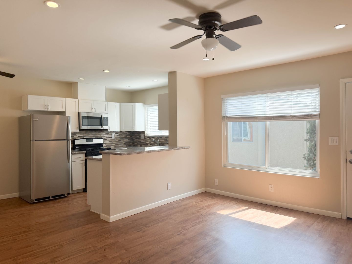 San Diego Apartment: 4582 Bancroft Street