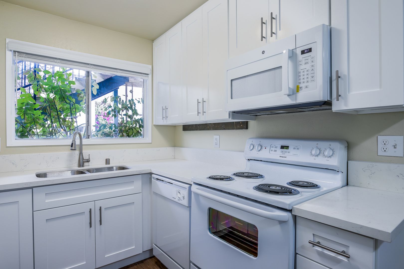 El Cajon Apartment: 946 S. Anza Street