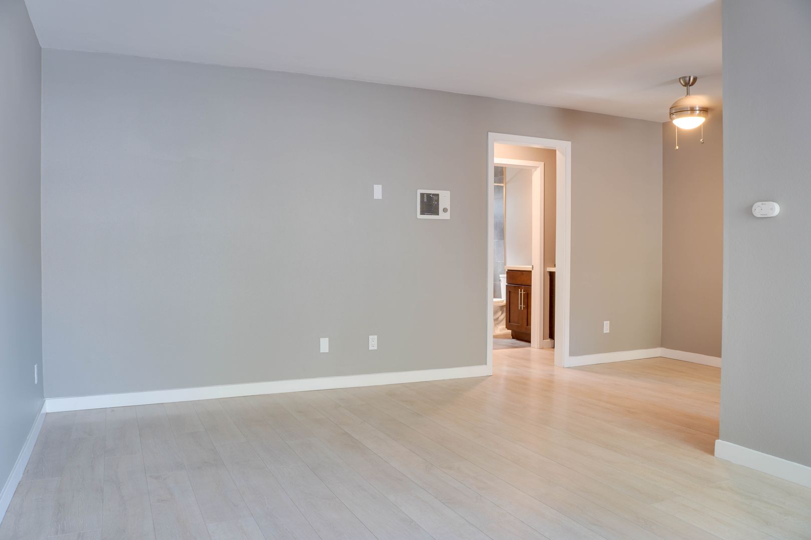 San Diego Apartment: 4639 Bancroft Street