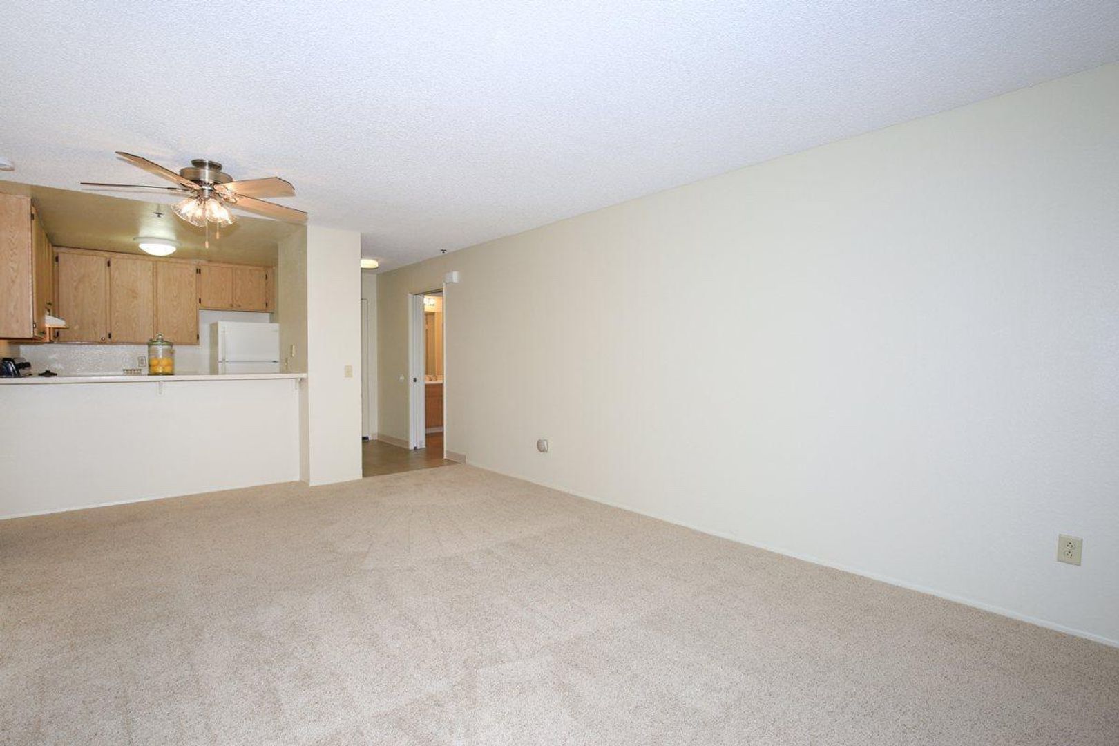 Chula Vista Apartment: 350 3rd Ave