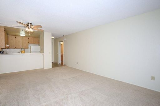 Beautiful 2 Bedroom 2 Bath with Private Balcony! – photo 1