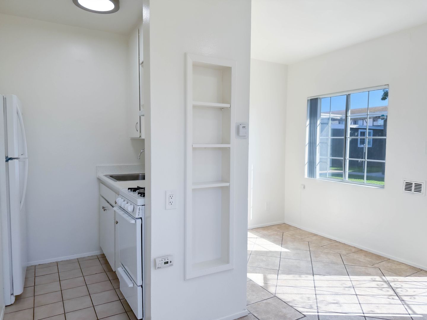 National City Apartment: 2131 F Avenue