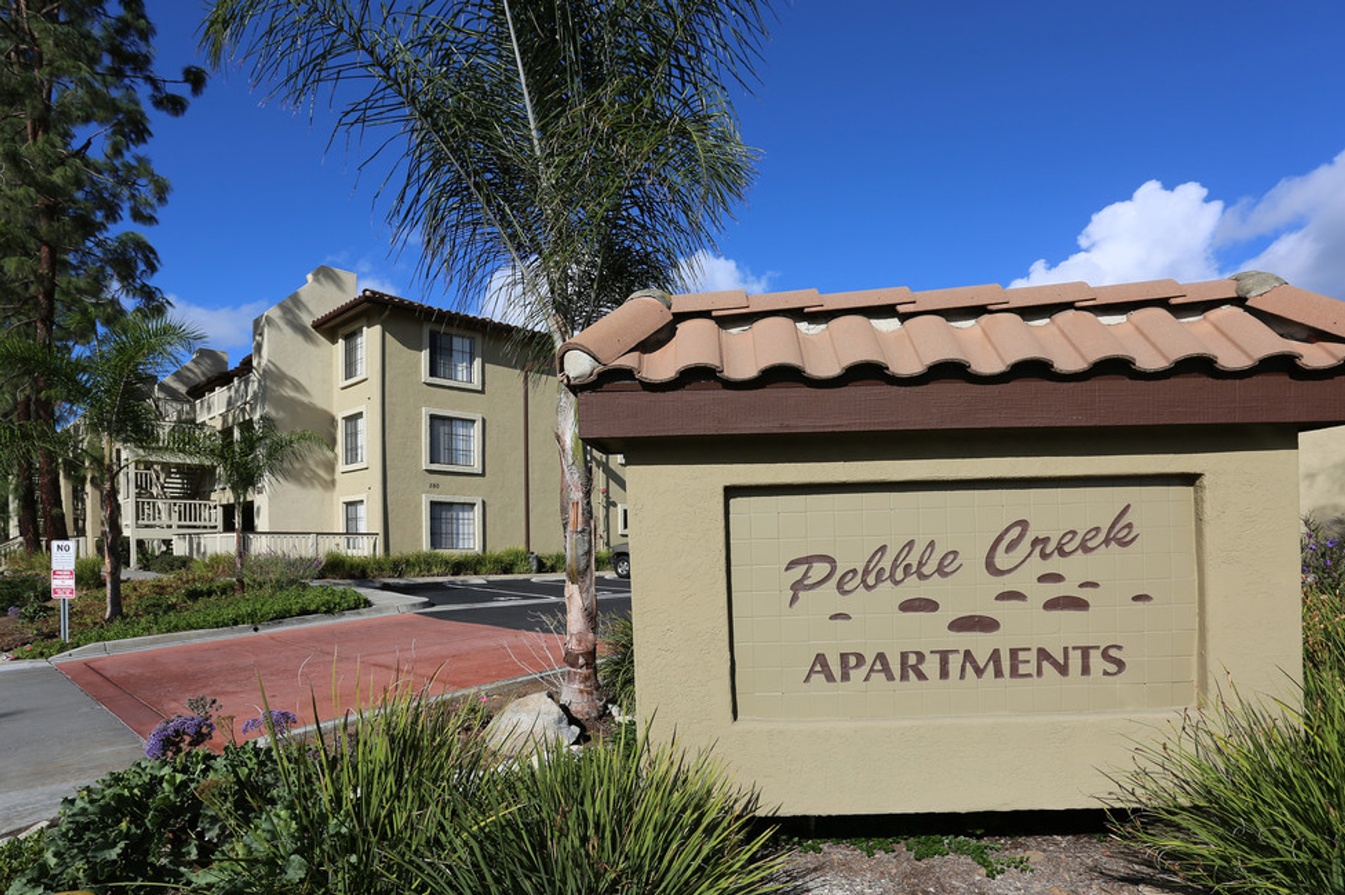San Marcos Apartment: 580-592 Los Vallecitos Blvd