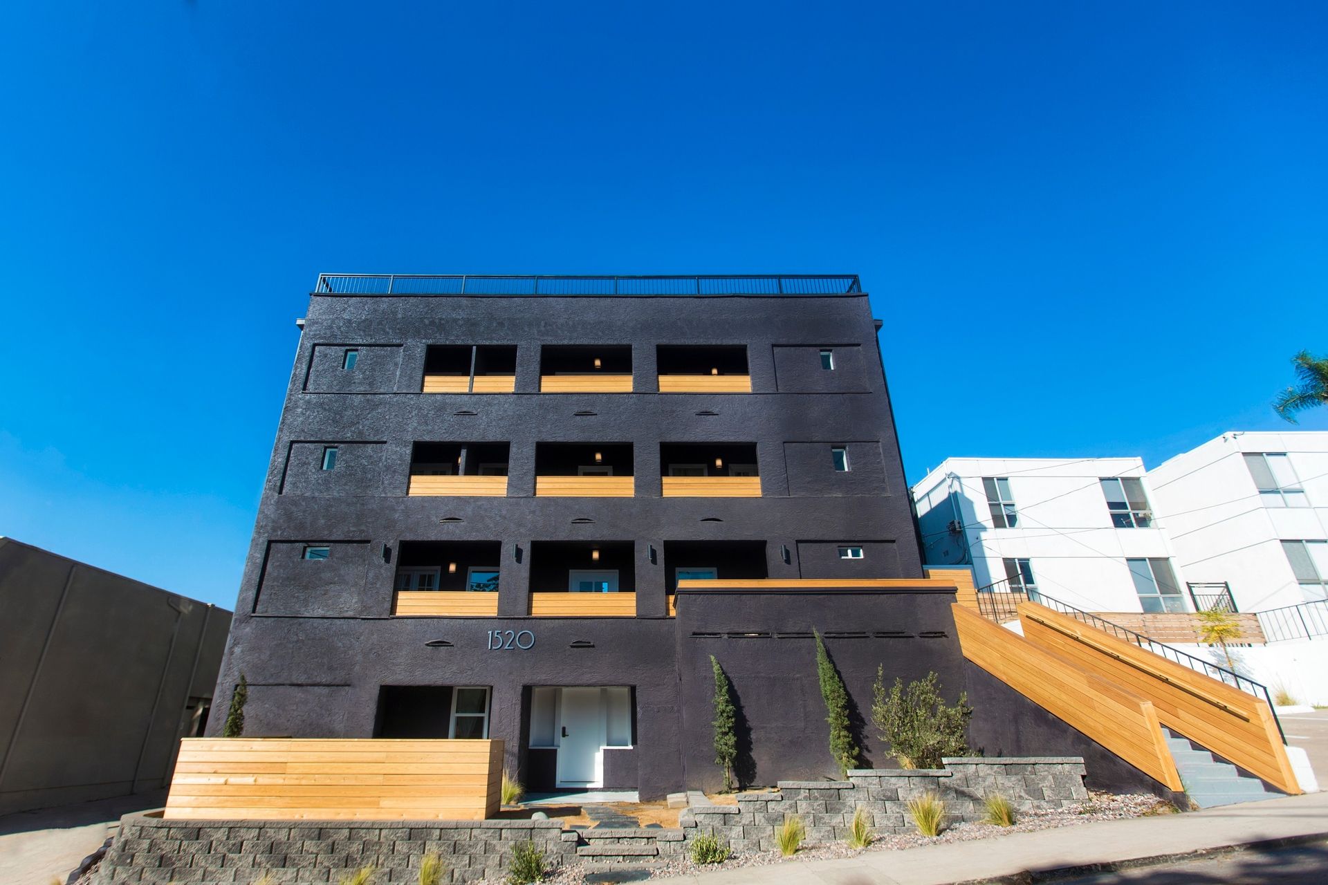 San Diego Apartment: 1520 Tyler Ave