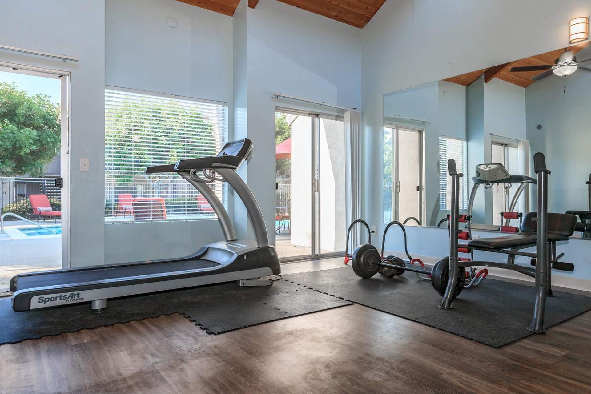 La Mesa Apartment: 5555 Lake Murray Blvd.