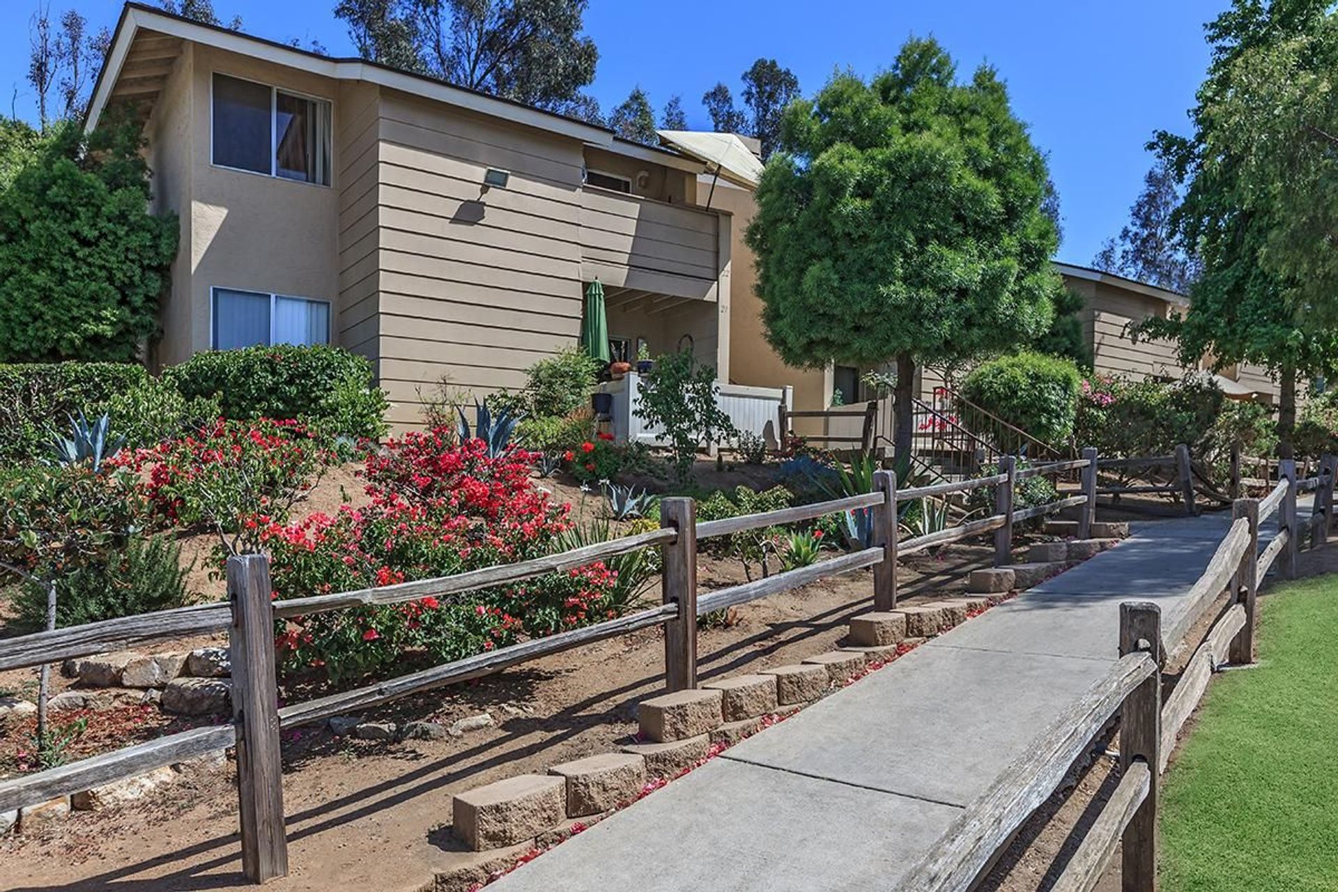 Escondido Apartment: 1006 Del Dios Rd