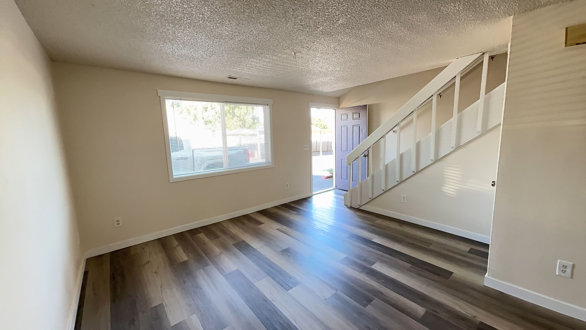 Keizer Apartment: 1175 Clearview Avenue NE