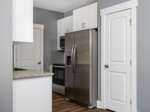 Luxurious and spacious brand new 2 bedroom, 2 bathroom apartment!