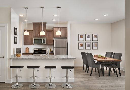 Luxury, and spacious 1 bedroom, 1 bathroom apartment – photo 1