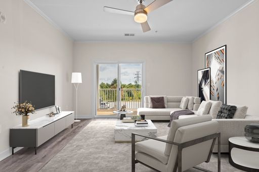 Luxury, and spacious 3 bedroom, 2 bathroom apartment – photo 1