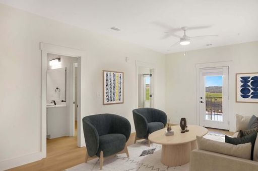 Luxury, and spacious 2 bedroom, 2 bathroom apartment! – photo 1