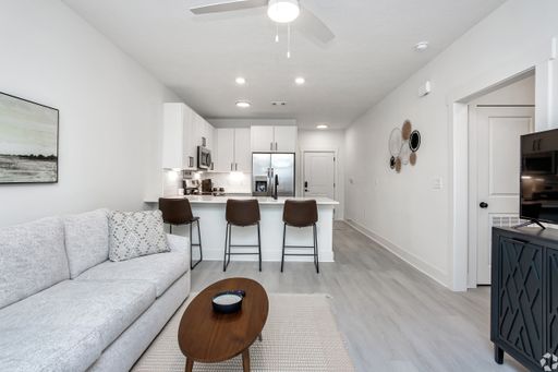 Luxury, and spacious 1 bedroom, 1 bathroom apartment