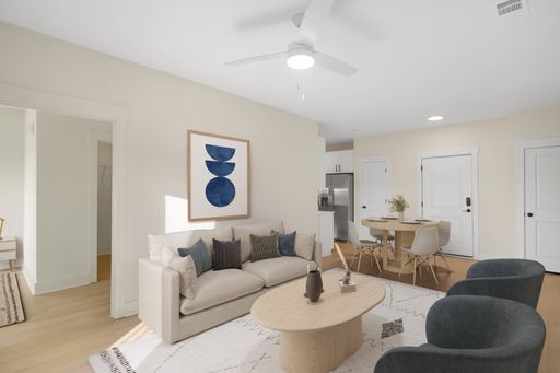 Luxury, and spacious 2 bedroom, 2 bathroom apartment! – photo 1