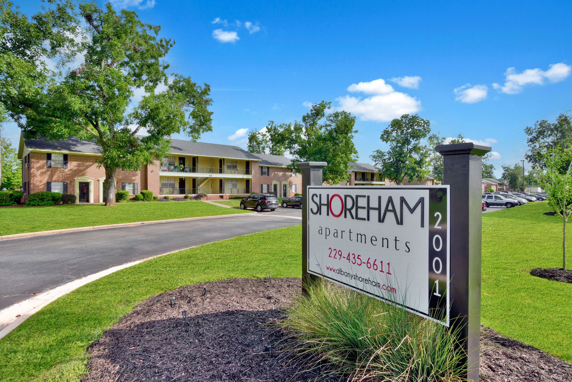 Albany Apartment: 2001 Dawson Road