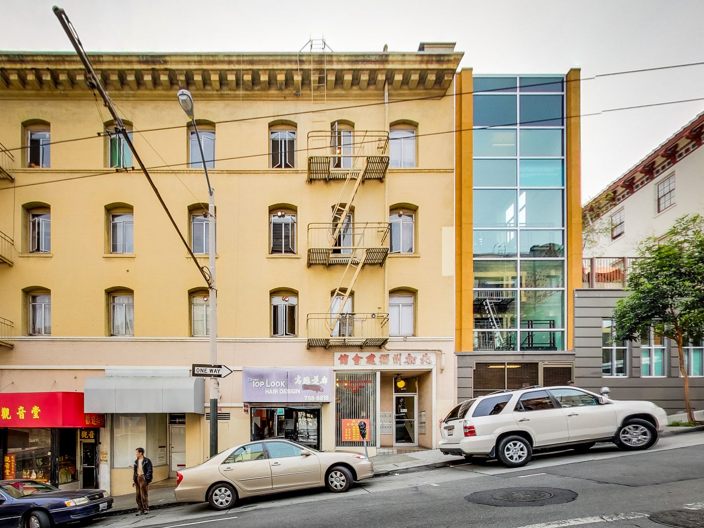 San Francisco Apartment: 819-831 Sacramento