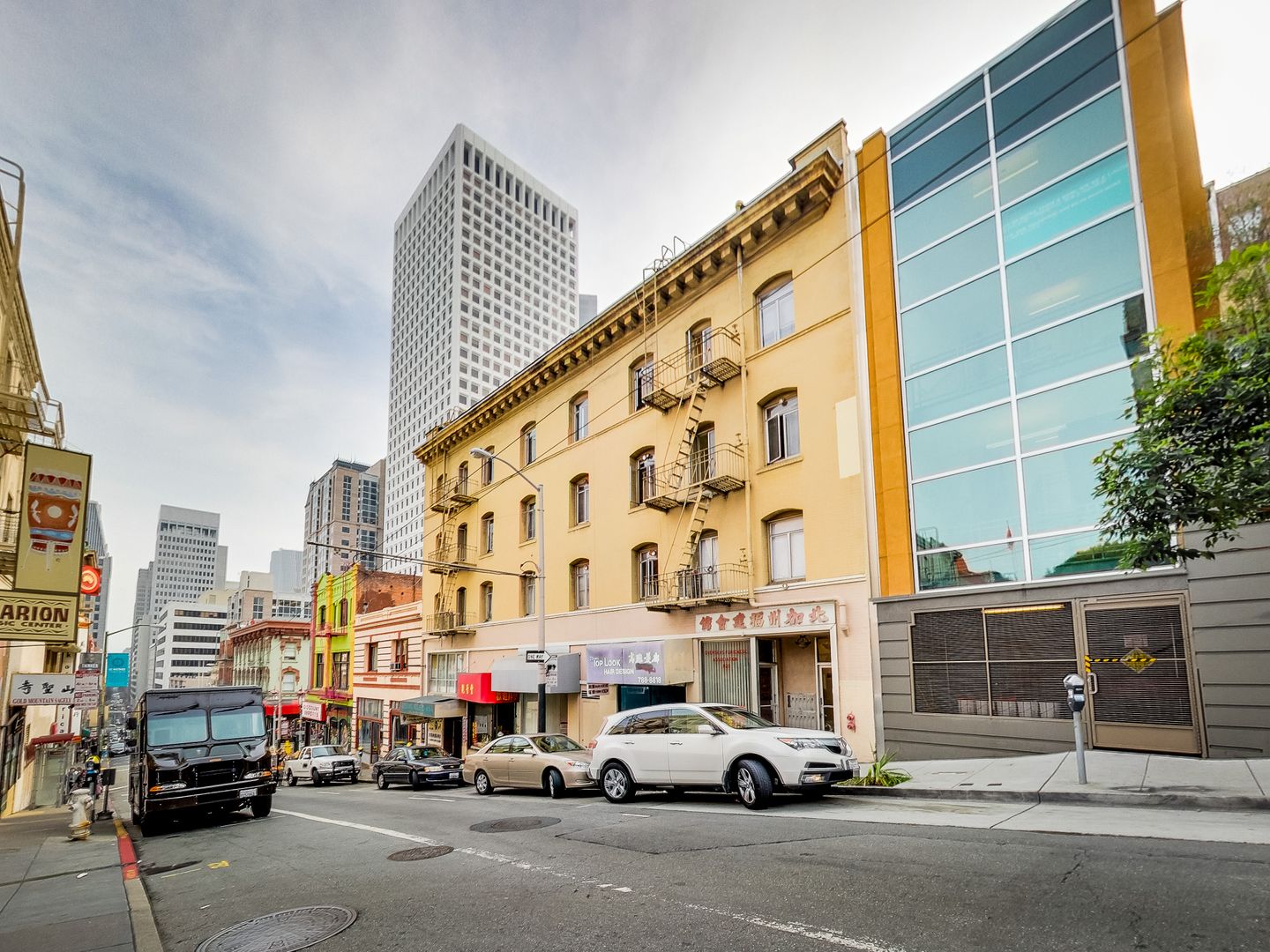 San Francisco Apartment: 819-831 Sacramento