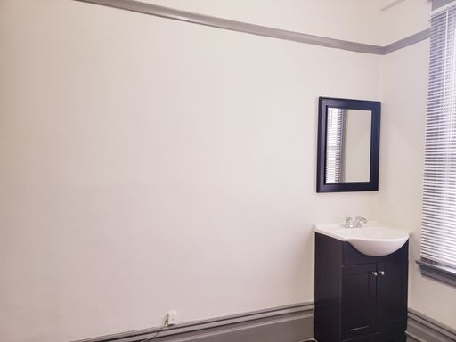 Newly Renovated Room | North Beach/FiDi – photo 1