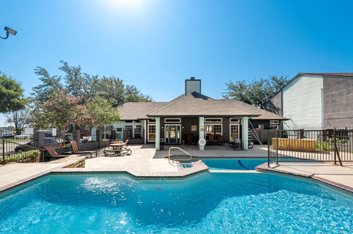 $599 FIRST MONTH — LIMITED UNITS LEFT! – photo 1
