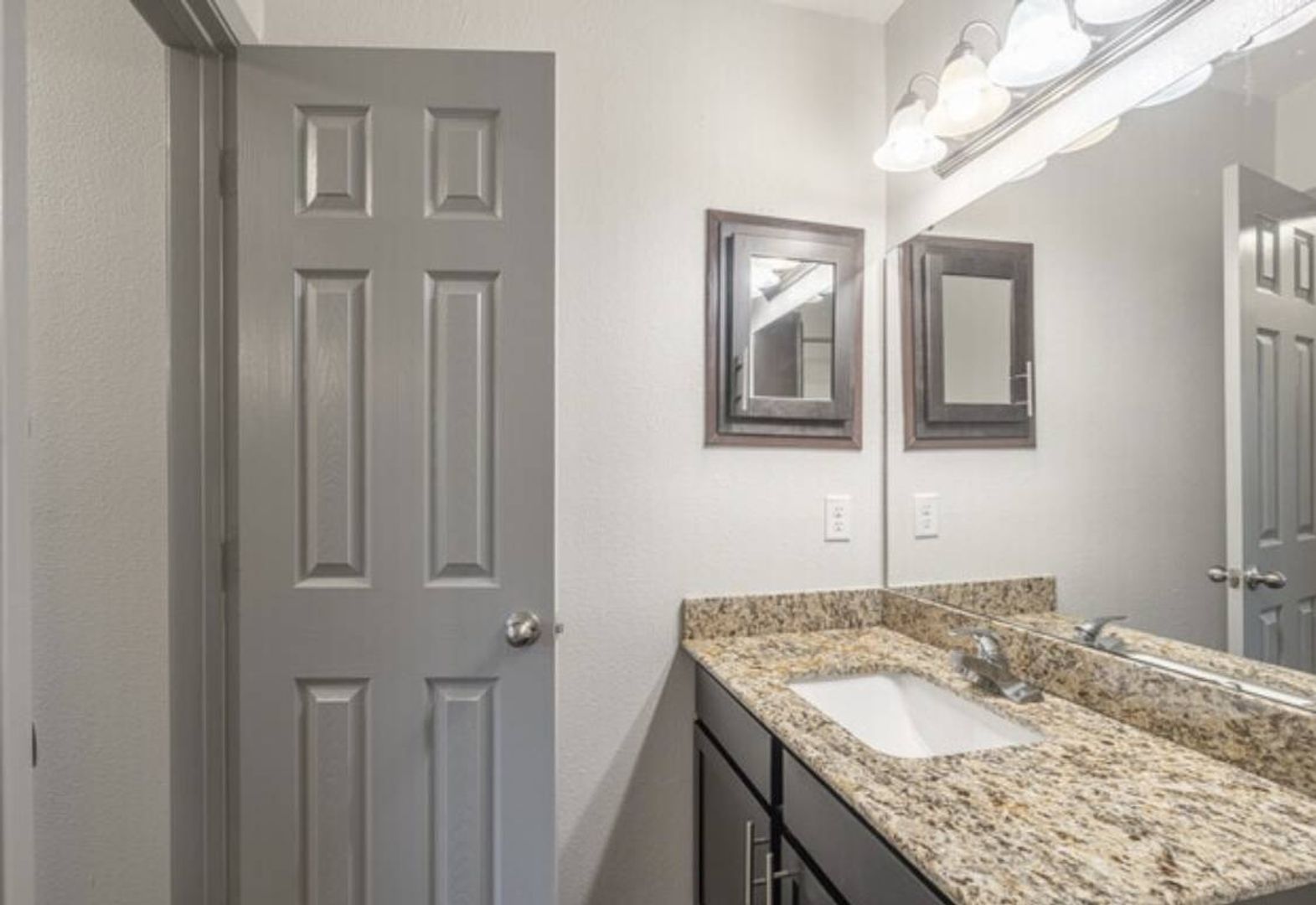 Beaumont Apartment: 6550 Lexington Dr