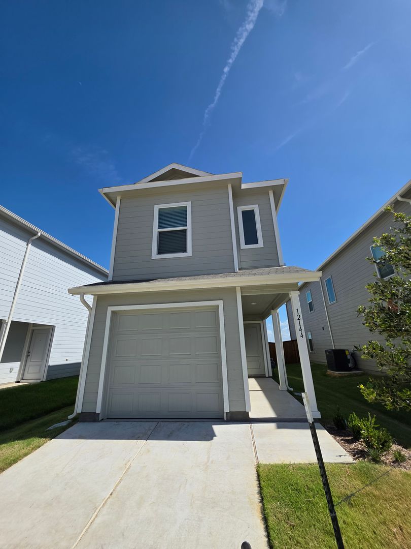 Providence Village House: 12144 Morgan Dr