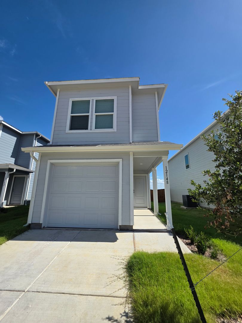 Providence Village House: 12148 Morgan Dr