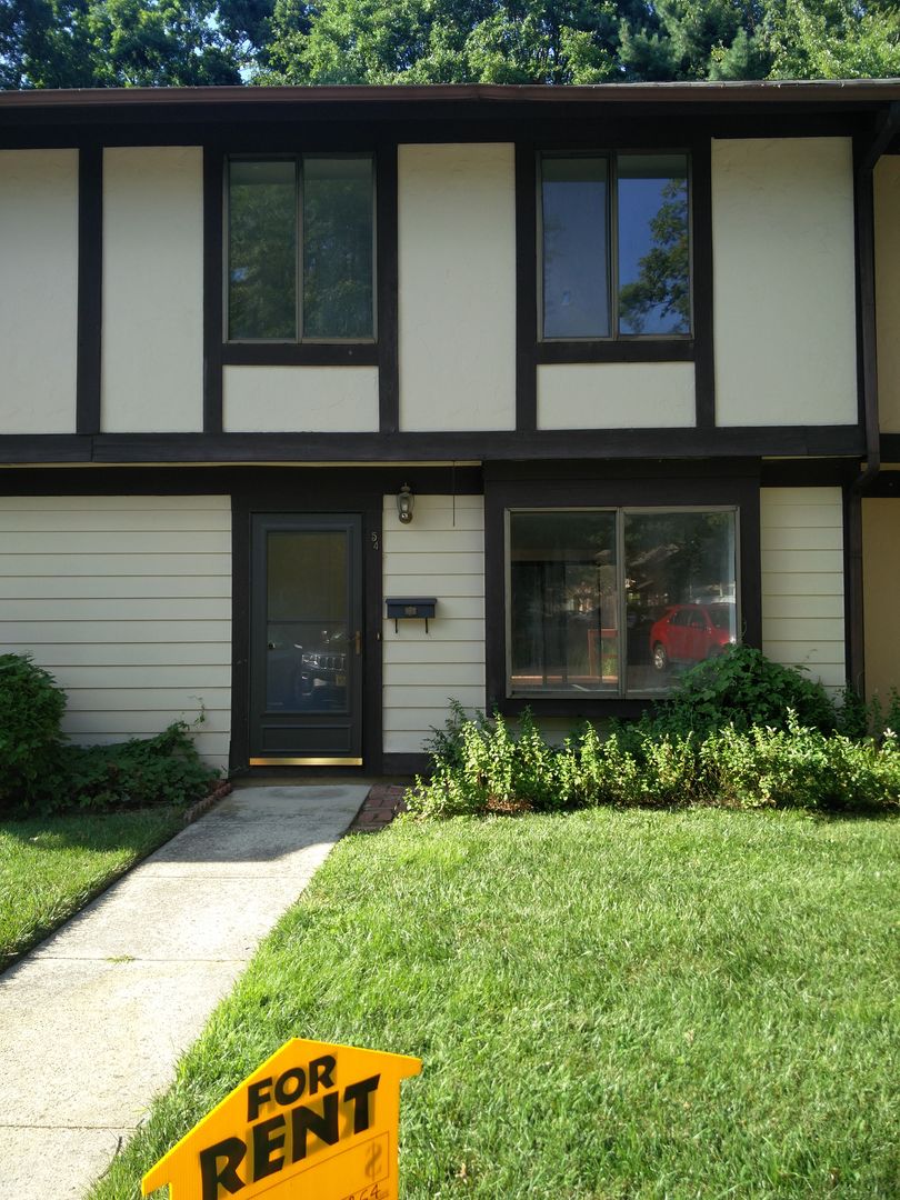 Lumberton Townhome: 54 WHITE BIRCH CT