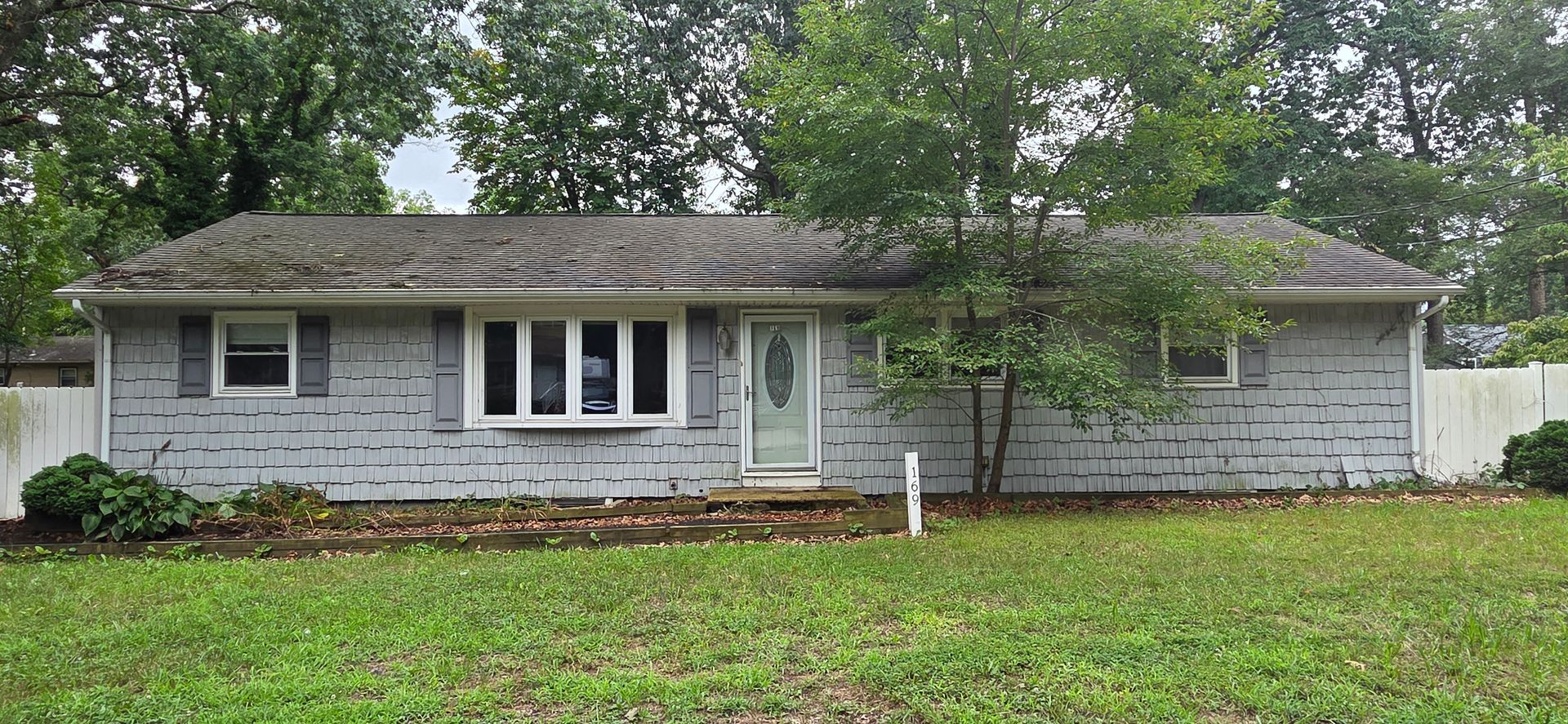 Browns Mills House: 169 Daniels Ave