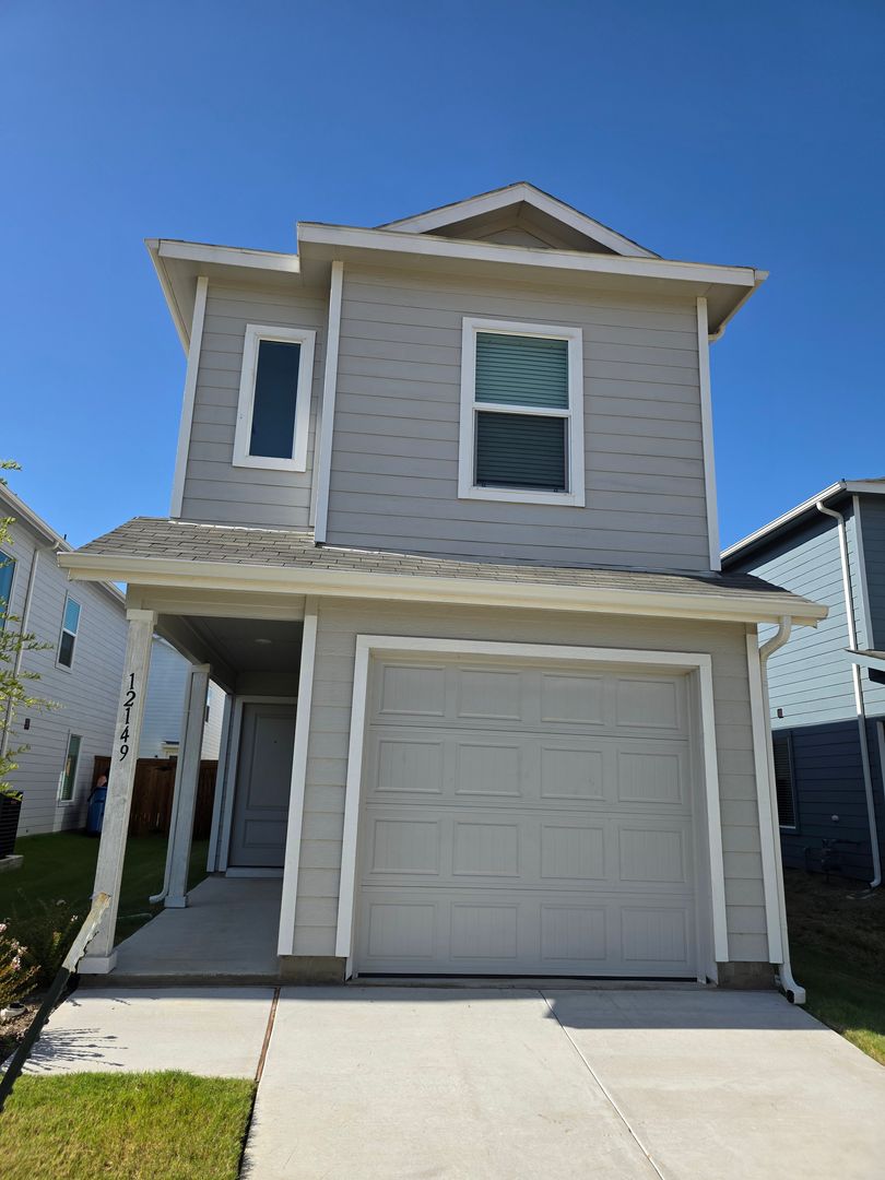 Providence Village House: 12149 Morgan Dr