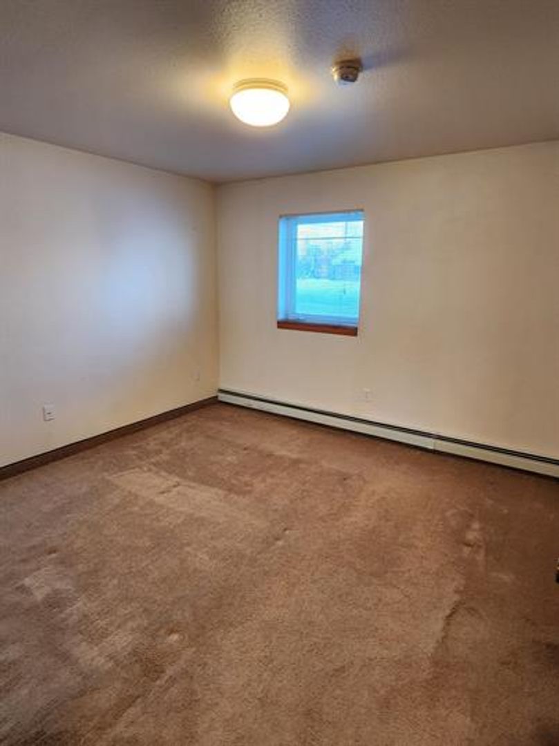 FAIRBANKS Apartment: 604 2ND ST.