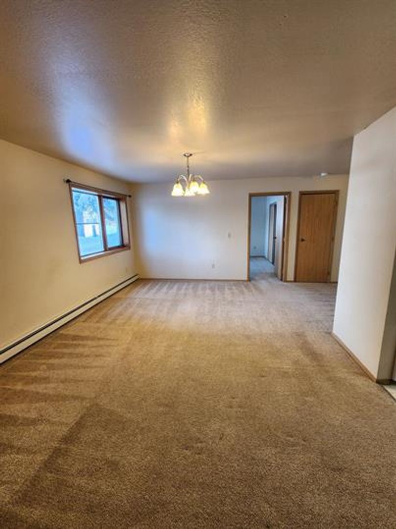 BEAVER LAKE APARTMENTS 3 of 14