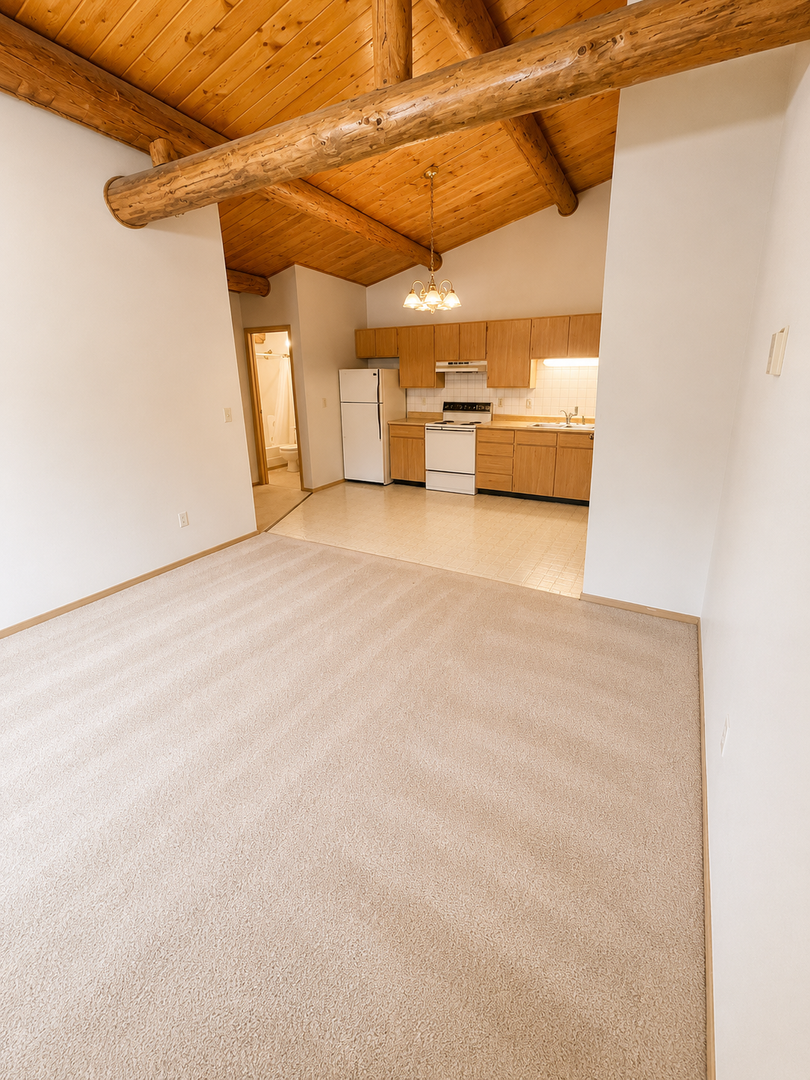 NORTH POLE Apartment: 2555 MISSION RD.