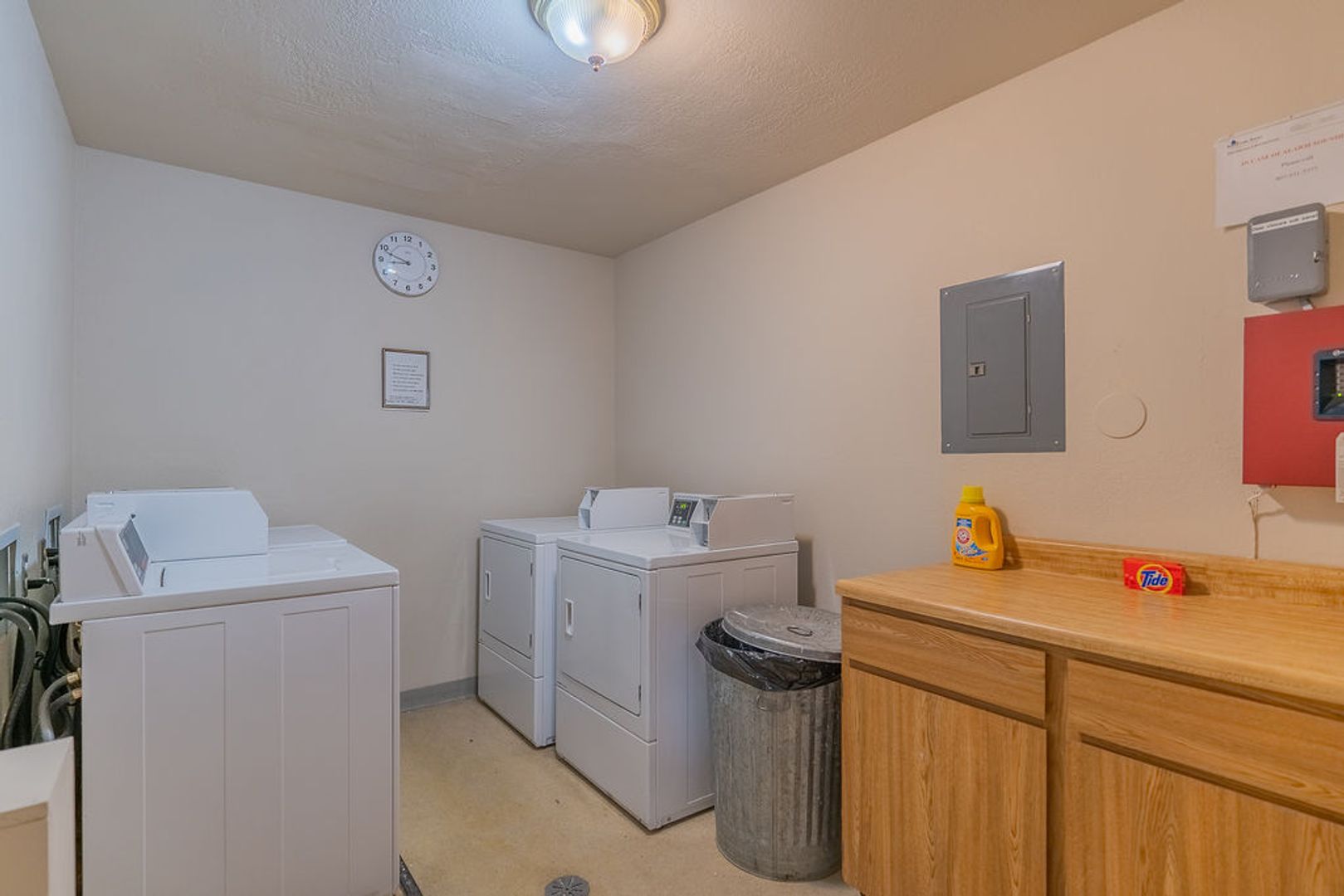 NORTH POLE Apartment: 2555 MISSION RD.