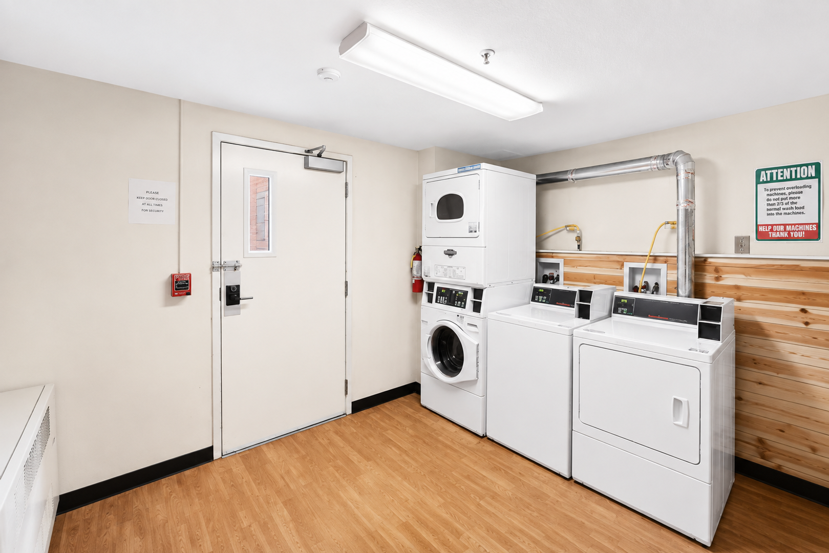 Laundry room at Apartment for Rent - Fully Furnished 1 Bedroom in Downtown,