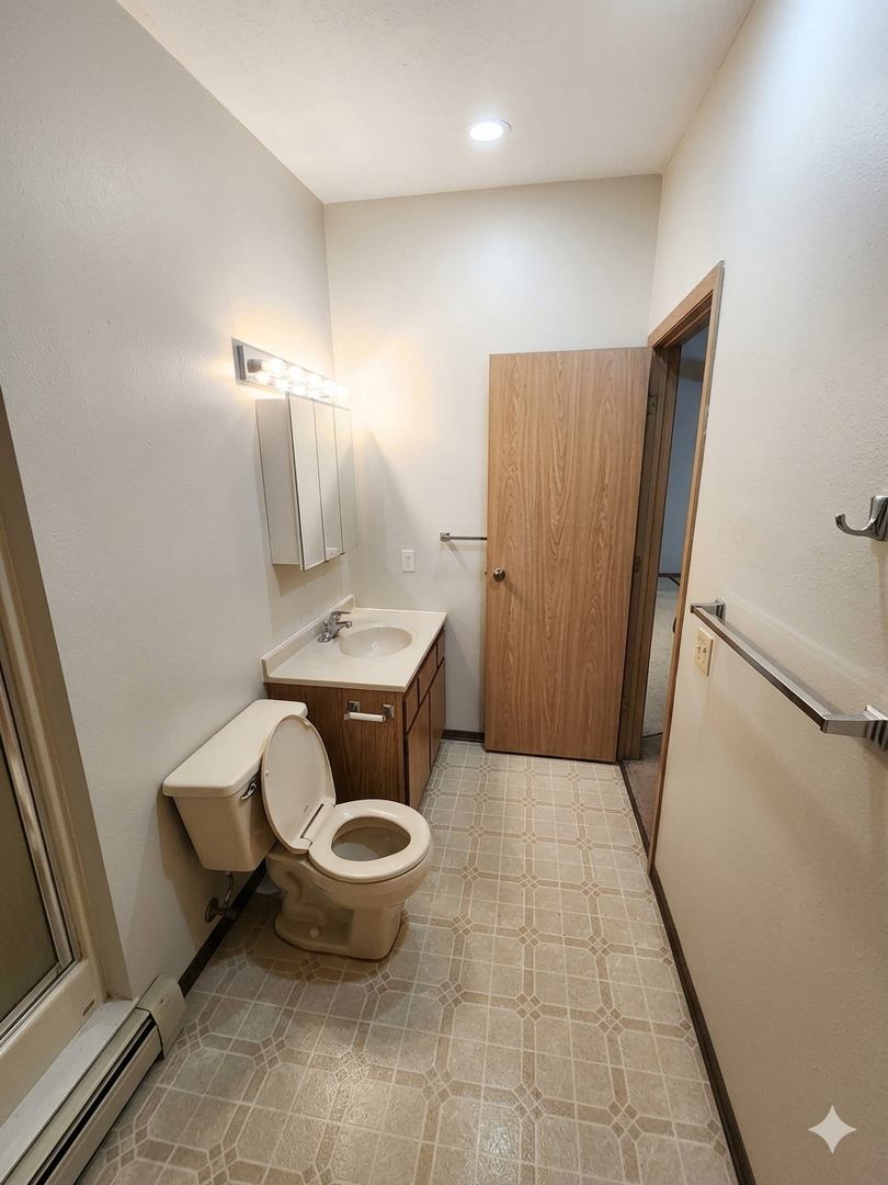 BEAVER LAKE APARTMENTS 2 of 11