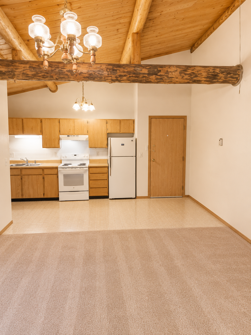 NORTH POLE Apartment: 2555 MISSION RD.