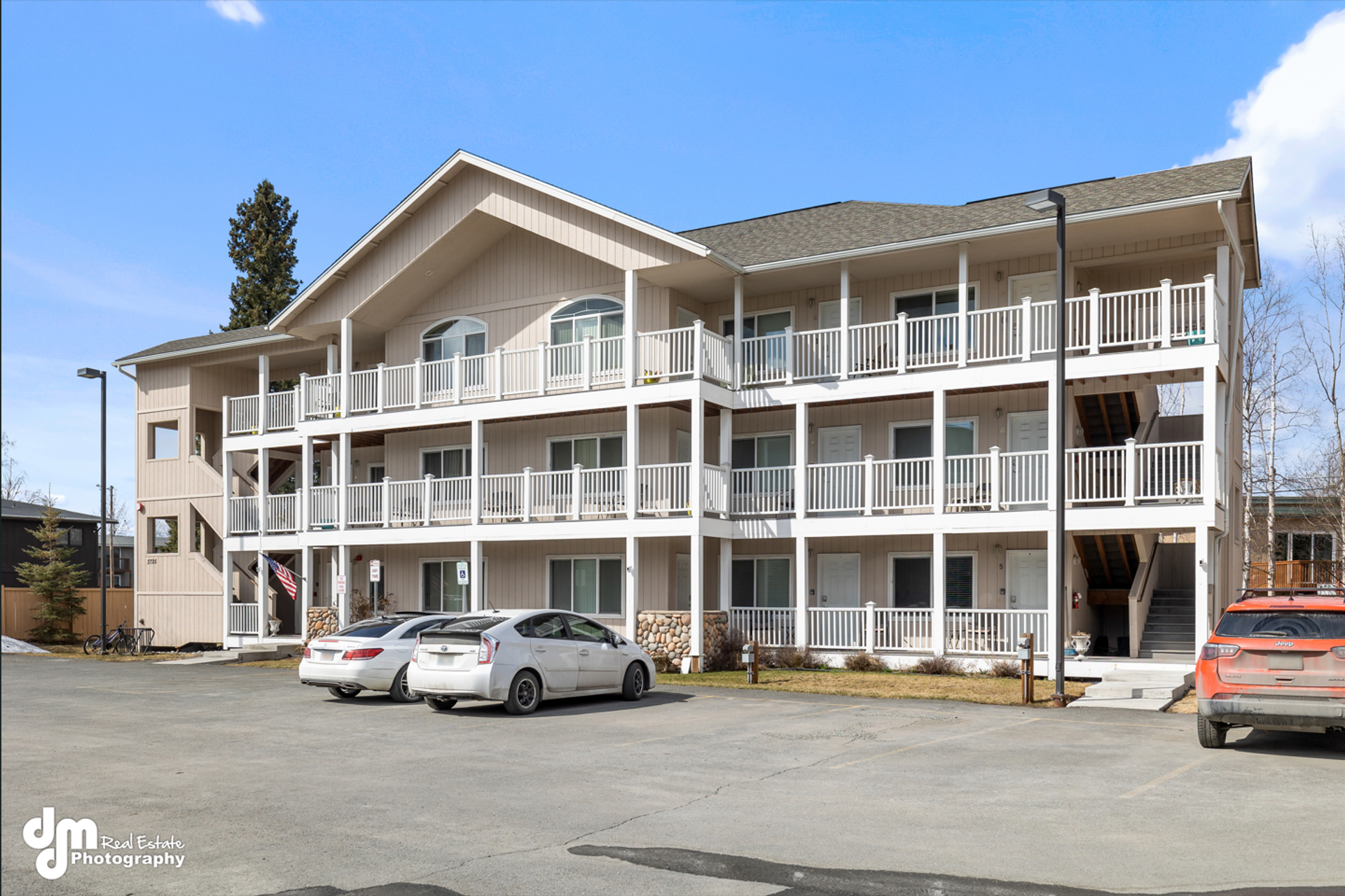 ANCHORAGE Apartment: 3725 E 43RD PLACE