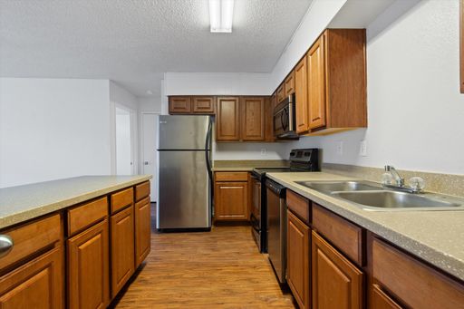 Langtry Apartments- 2 Bedroom 2 Bathroom – photo 1