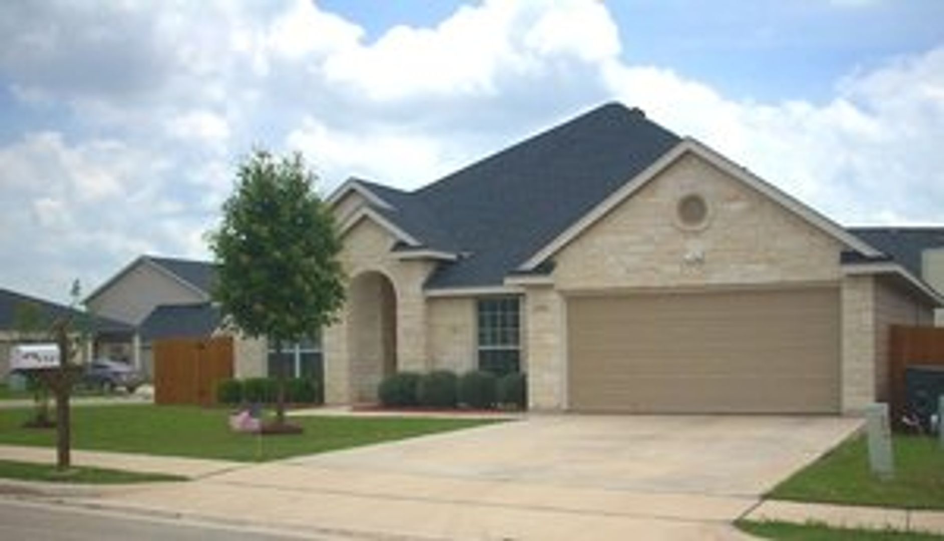 San Marcos House: 2001 Hearthstone