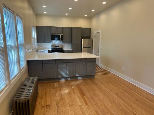 Updated Riverwest 2BR – photo 1