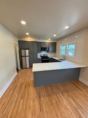 Large, Updated Riverwest 2BR – photo 1