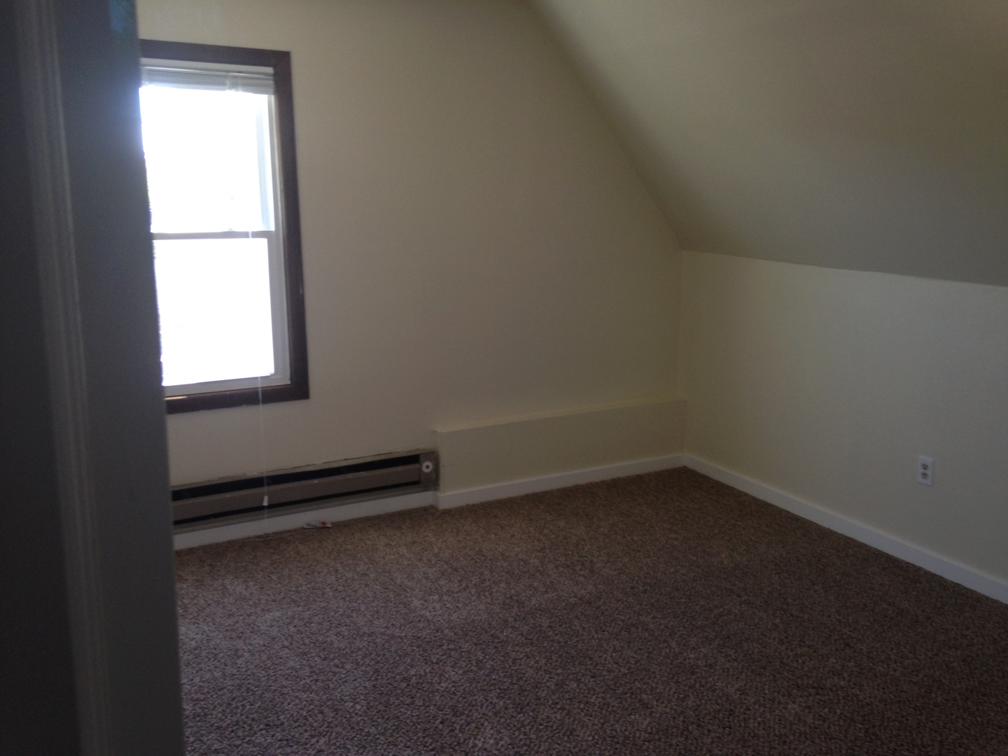Milwaukee Apartment: 2625-29 N Oakland Ave