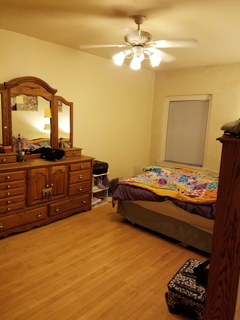 Milwaukee Apartment: 1544 N Humboldt Ave